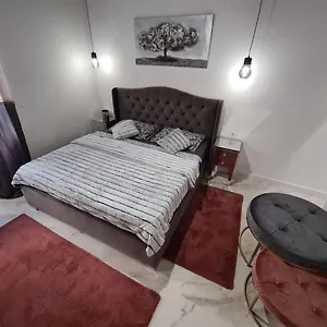 https://premium-class-apartmant.hotelinzadar.com