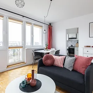 https://super-apart-korsykanska-1-27.warsawhotelspoland.com